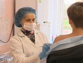 Сергей Ситников поручил принять меры для вакцинации от коронавируса не менее 1200 человек в сутки
